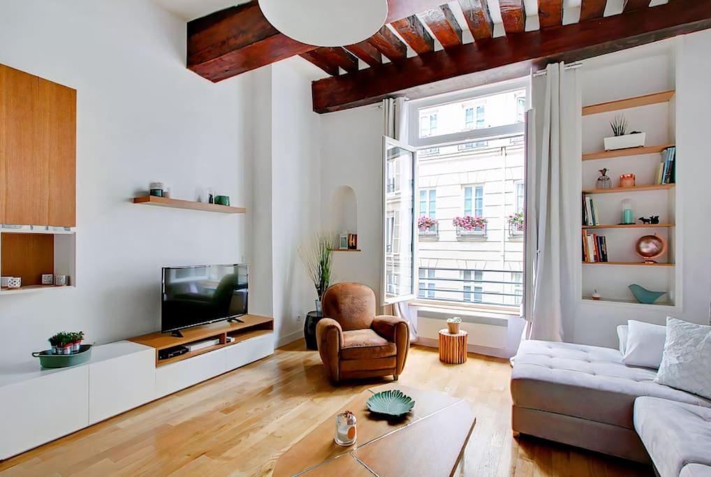 Unforgettable Stay In The Heart Of Paris Exterior photo